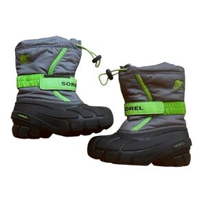 Sorel flurry boots kids size 11 grey black green winter snow rain   EZ Pull on